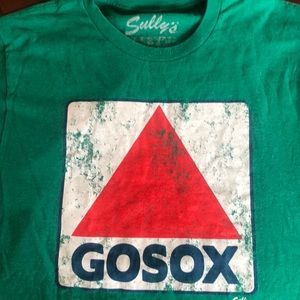 Distressed Red Sox T shirt - size medium